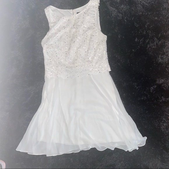 Wedding Ivory Dress size 14 - Picture 12 of 13